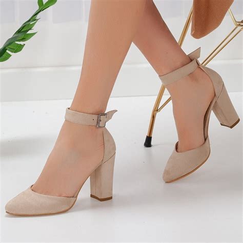 black or nude heels|Cute Chunky Heels .